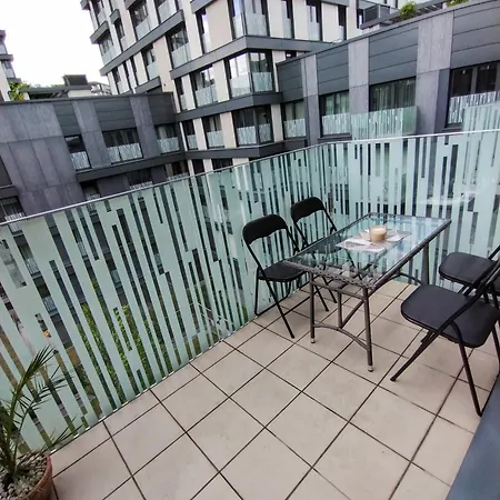 Modern With Parking * 布拉格