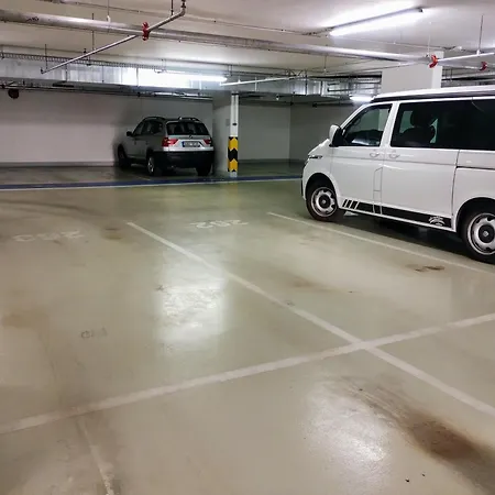 Apartment Modern With Parking