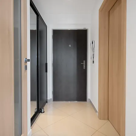 Modern With Parking *